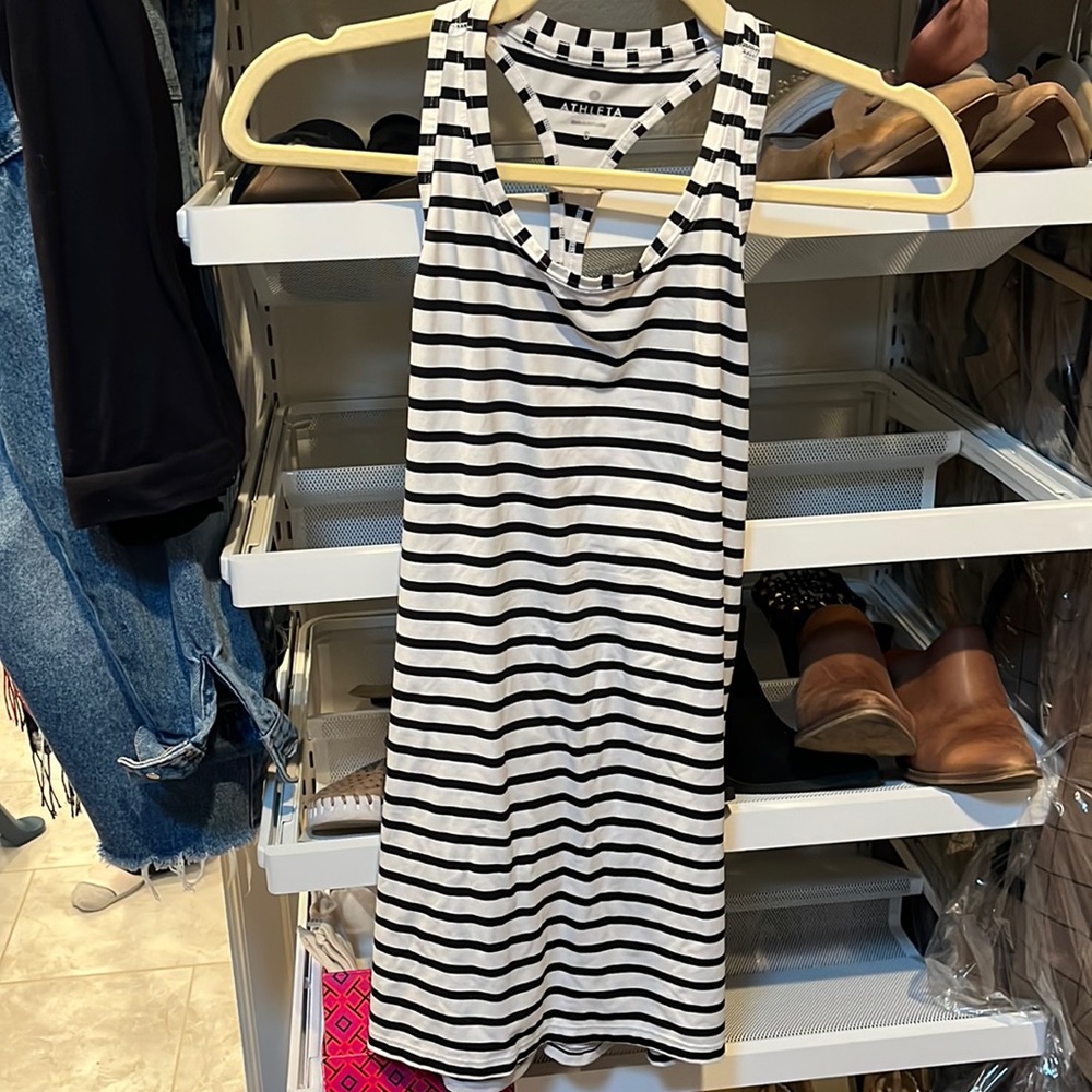 Athleta tank! Like new